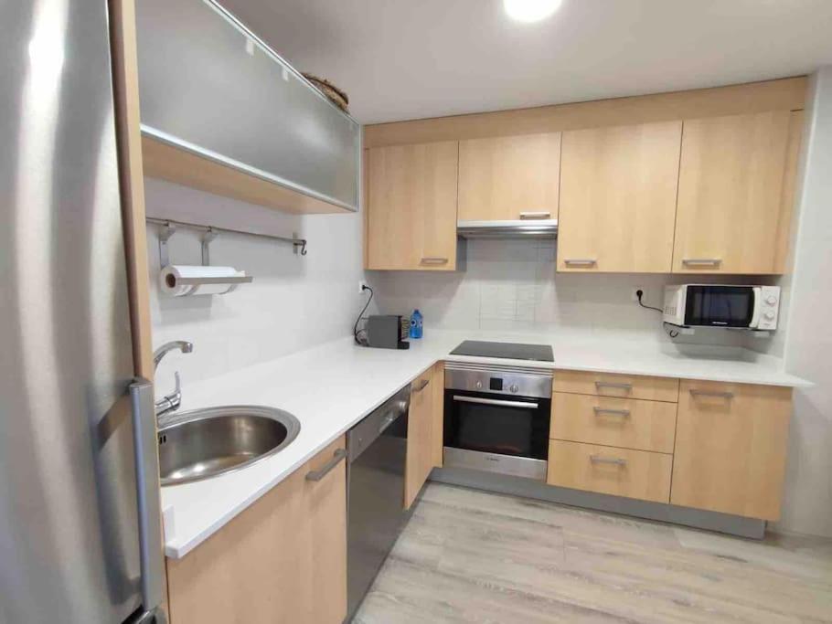 Exclusivo Apartamento Con Aparcamiento Gratuito Laredo Exterior foto